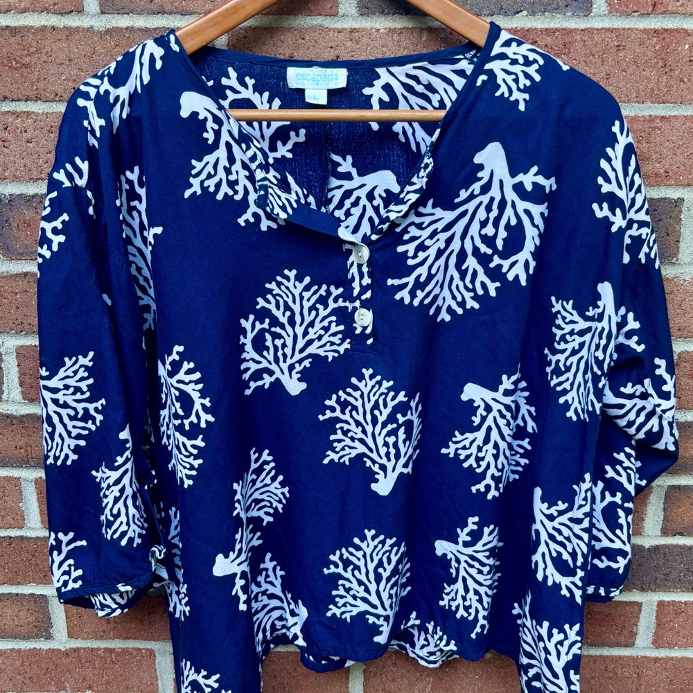 Escapada Navy Coral Print Rayon Blouse Women’s Large Coastal Beach Preppy